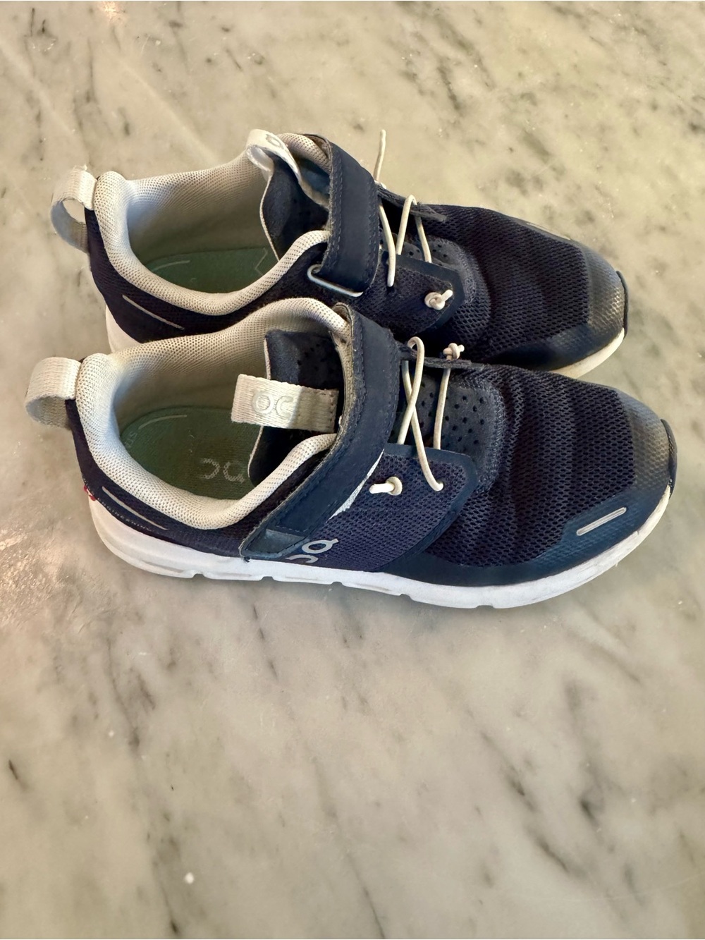 On Cloud Kids Navy and White Mesh Sneakers